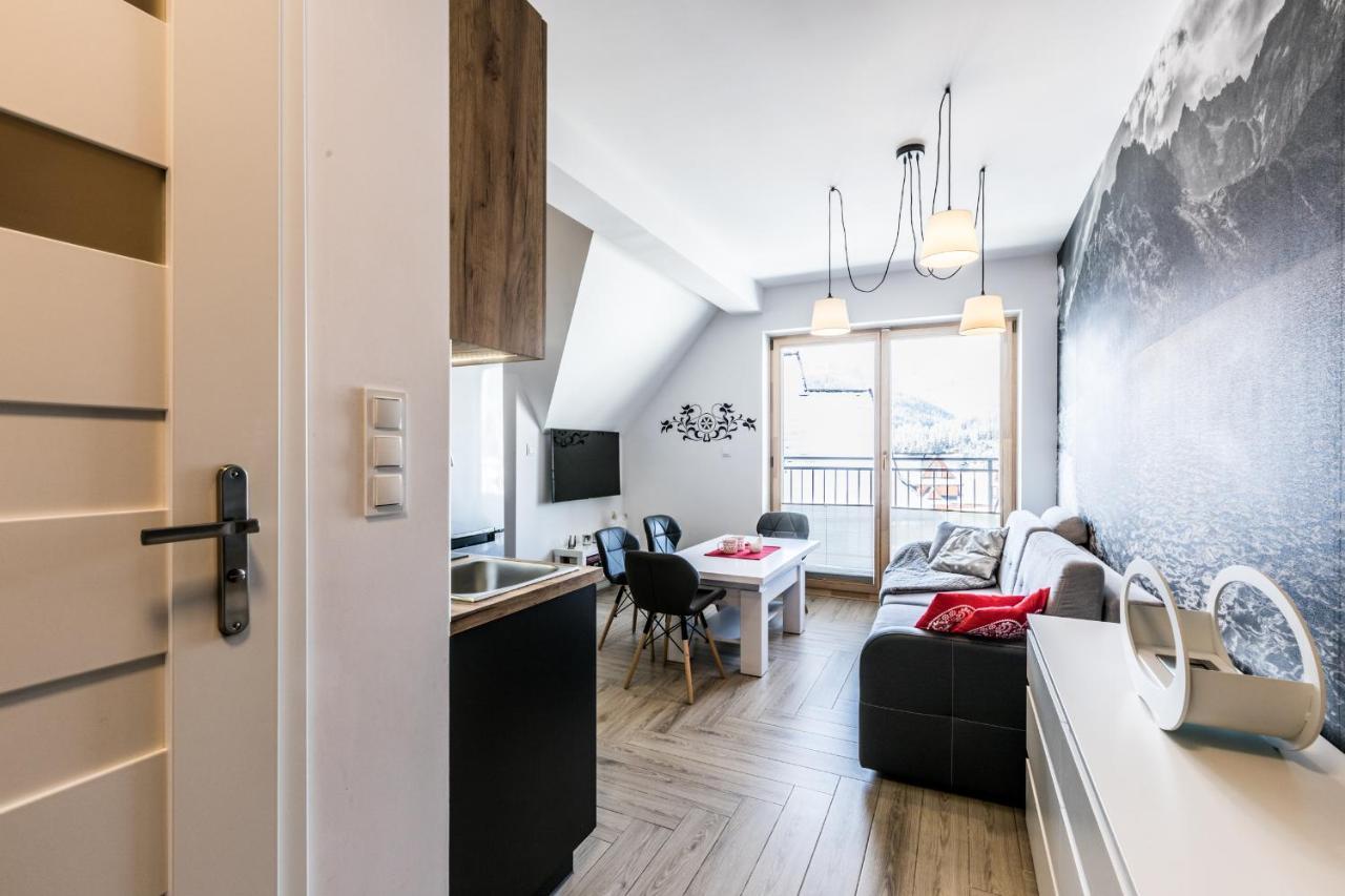 Aparthost Apartament Wyjatkowe 코스실리스코 외부 사진